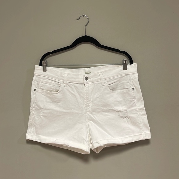 Old Navy White Denim Cuffed Callia Lily Wow BF Shorts - Picture 1 of 4